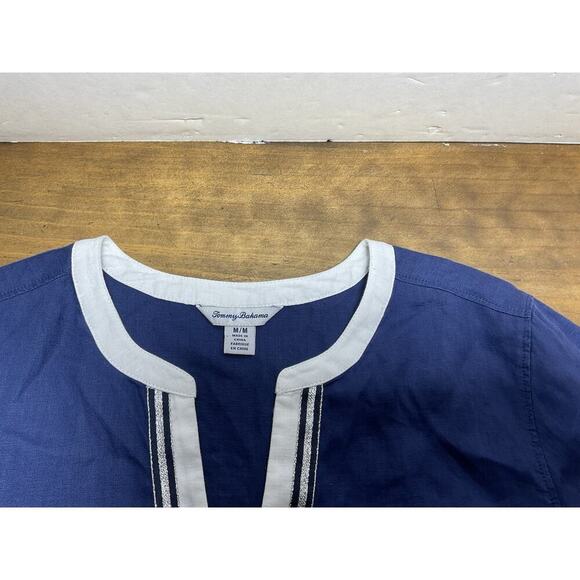 Tommy Bahama Women’s Blue Tunic Blouse Adorned With Silver Threading Sz M Linen - Picture 3 of 12